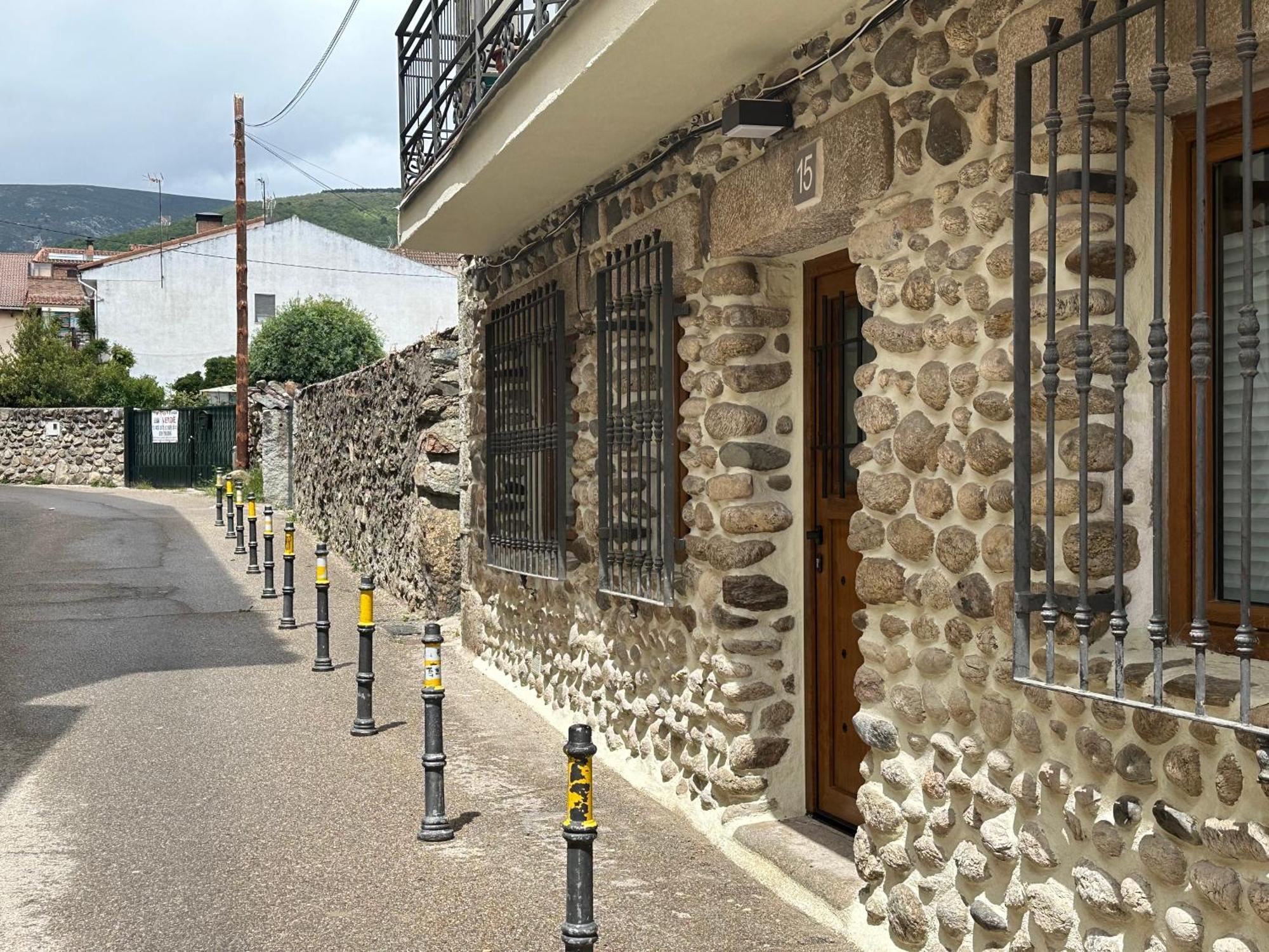 Alojamiento Penalara, Rascafría Exteriör bild